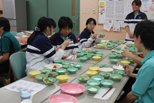 新入職員研修「食事の形態と食事介助」