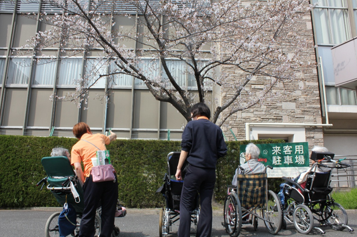 皆さん会話もはずみます